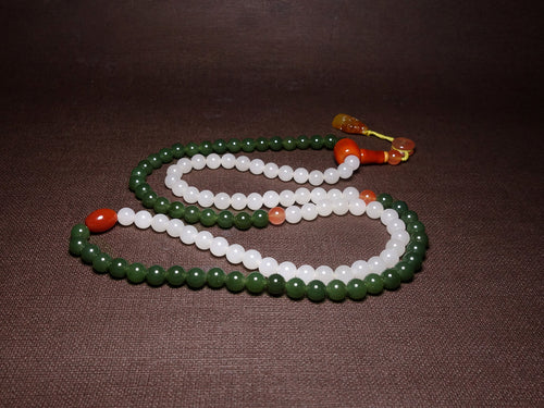 Green & White Jade Bead Necklace with Red Agate Accent