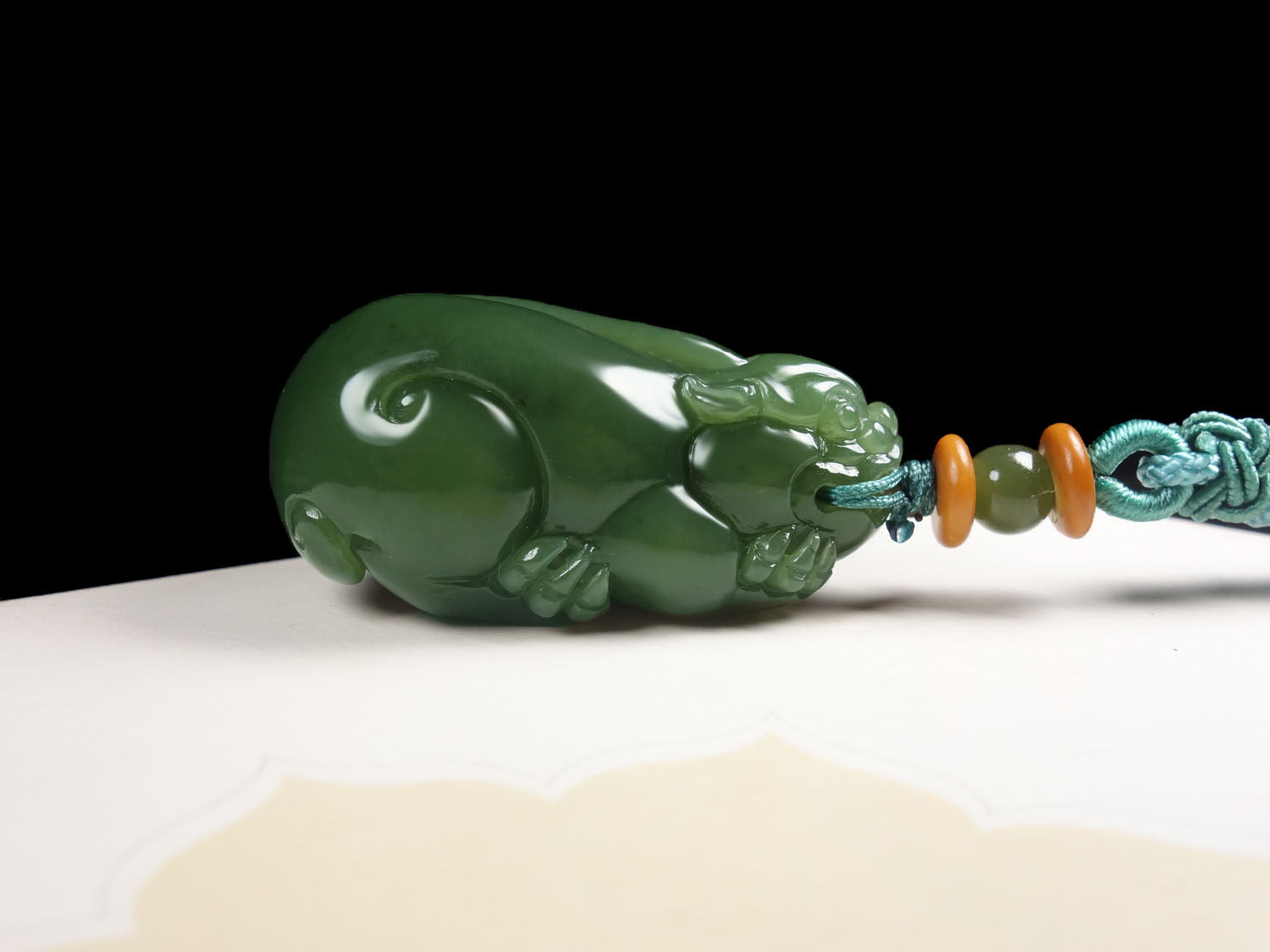 Colgante Pixiu de jade verde