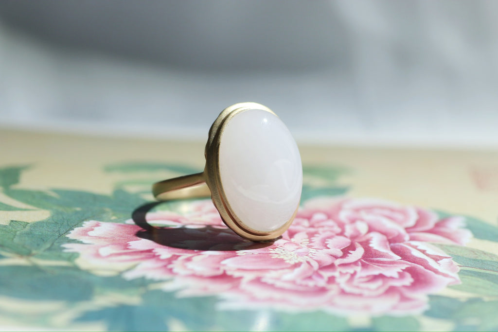 White Jade Cabochon Ring with 18k Gold